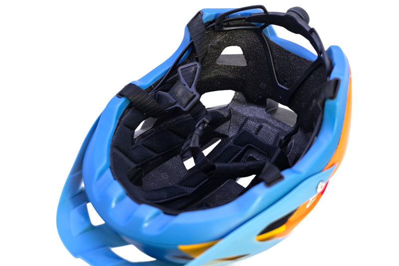 Load image into Gallery viewer, No Brand MTB Helmet Warehouse Clearance