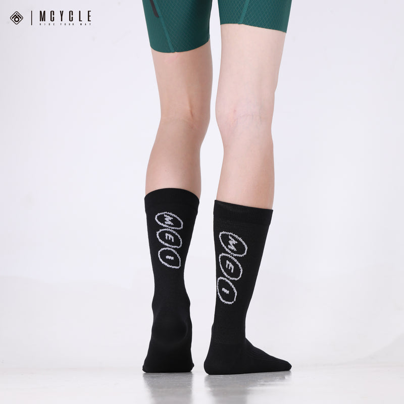 Load image into Gallery viewer, MCYCLE Unisex High-Elastic Athletic Knitted Cycling Socks - MP059 Dopamine Series