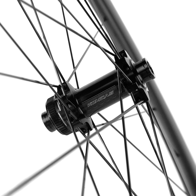 Load image into Gallery viewer, KOMCAS Super 50mm Road Bike Carbon Wheel Rim Brake
