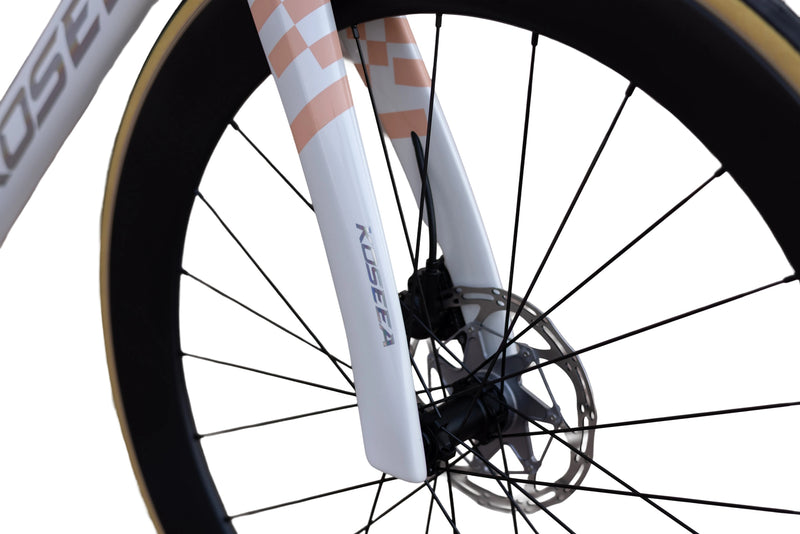 Load image into Gallery viewer, Koseea Pioneer Sport 105 Di2 Carbon Road Bike