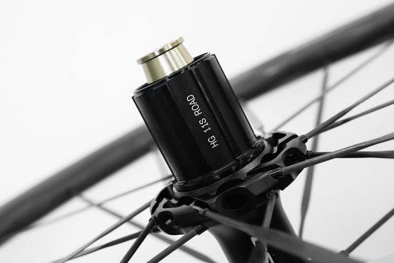 Load image into Gallery viewer, SCOM VOSO Lite Ultimate Undulating Carbon Road Bike Wheels Disc Brake Wheelset