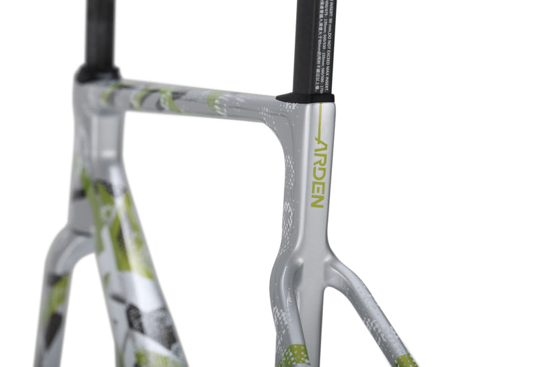 Load image into Gallery viewer, TAVELO Arden Race Carbon Road Bike Frameset
