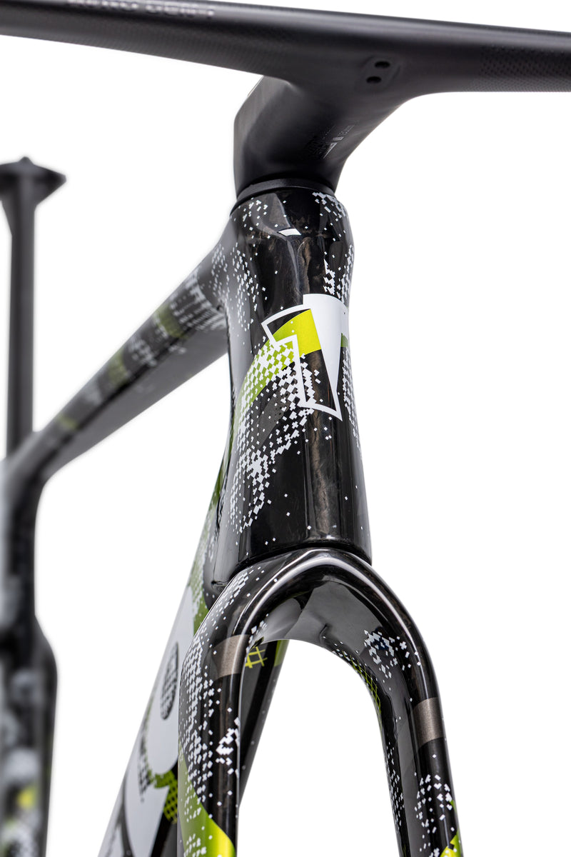 Load image into Gallery viewer, TAVELO Arden Race Carbon Road Bike Frameset