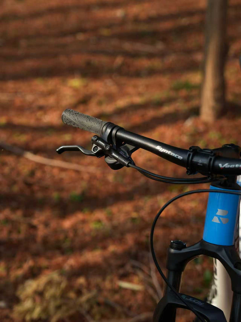 Load image into Gallery viewer, BROSS Keystone 3S Carbon Hardtail XC Mountain Bike Warehouse Clearance