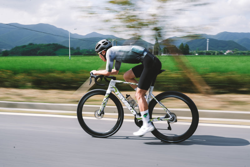 Load and play video in Gallery viewer, TAVELO Arden Race Carbon Road Bike Frameset