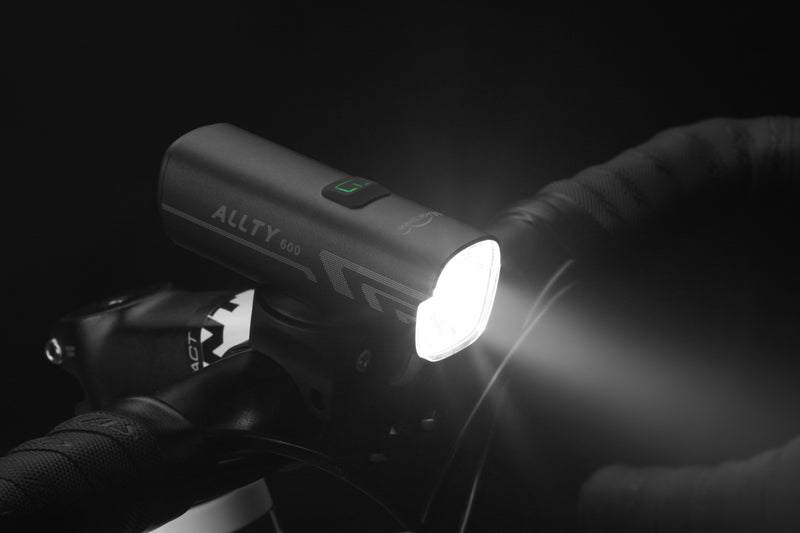Load image into Gallery viewer, Magicshine ALLTY600 Rechargeable USB-C Bike Light