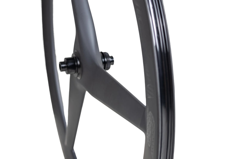 Load image into Gallery viewer, KOMCAS Tri Blade Triathlon Disc Brake Carbon Front Wheel
