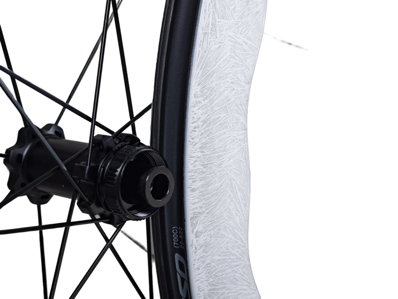 Load image into Gallery viewer, SCOM VOSO Lite Undulating Carbon Wheels Ice Frozen
