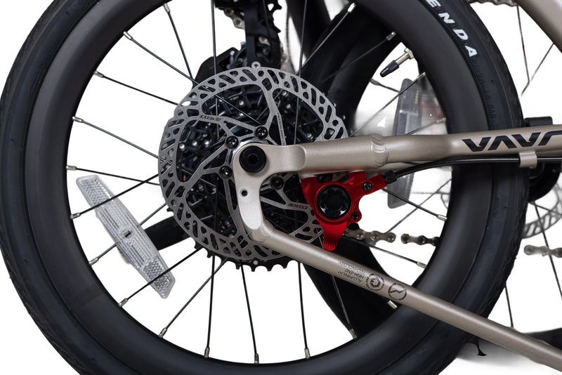 Load image into Gallery viewer, JAVA NEO 12Speed E-shifter 16 Inch Triple-fold Folding Bike
