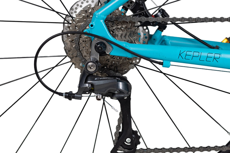 Load image into Gallery viewer, Sunpeed Kepler Road Bike Clairs
