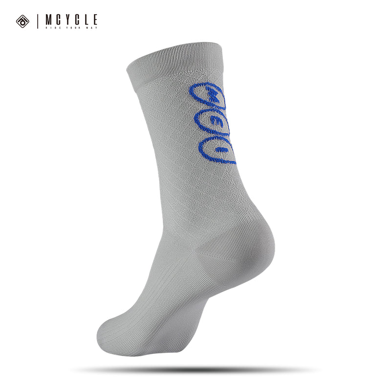 Load image into Gallery viewer, MCYCLE Unisex High-Elastic Athletic Knitted Cycling Socks - MP059 Dopamine Series
