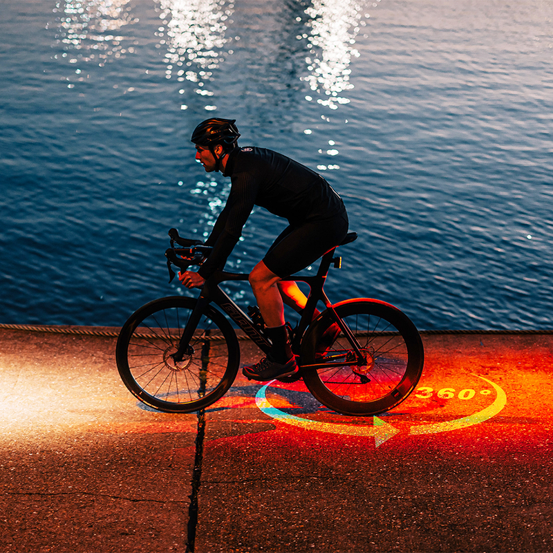 Load image into Gallery viewer, MagicShine Seemee 400 ANT+ Tail Light Cycling Rear Lights
