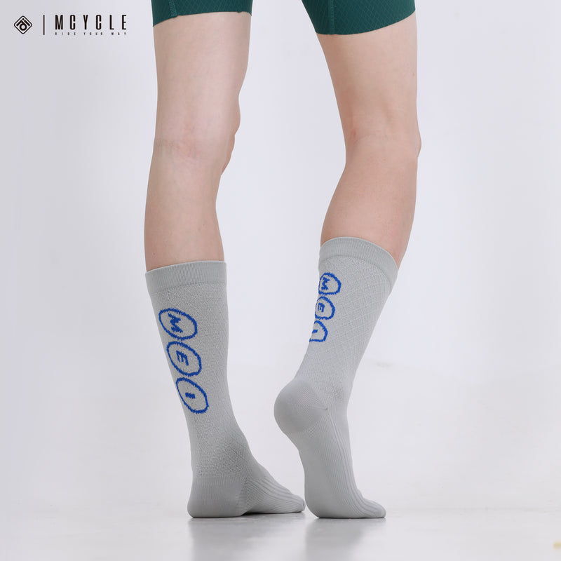 Load image into Gallery viewer, MCYCLE Unisex High-Elastic Athletic Knitted Cycling Socks - MP059 Dopamine Series
