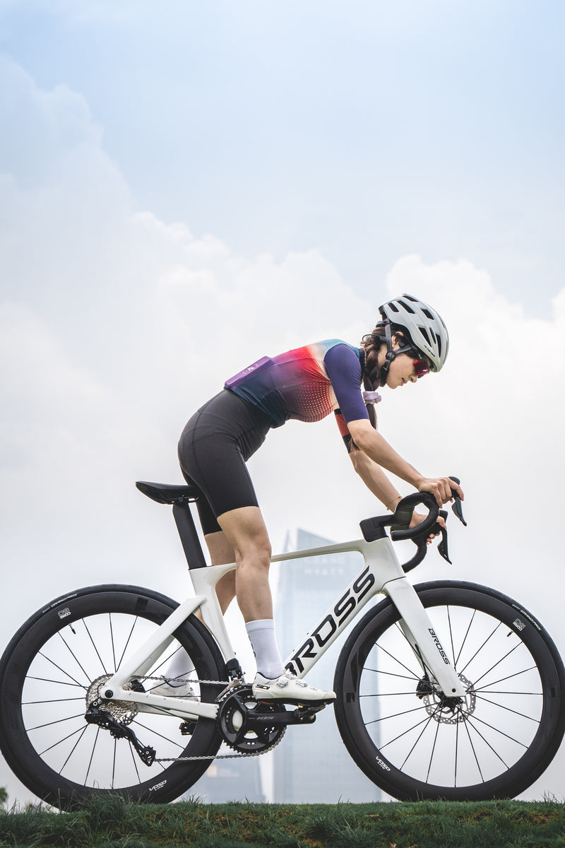 Load image into Gallery viewer, Bross Zenith 3 R7120 Road Bike with Carbon Wheelset
