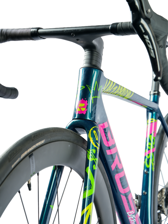 Bross Vagabond 5 plus 105 R7120 Carbon Endurance Road Bike with Carbon Wheels