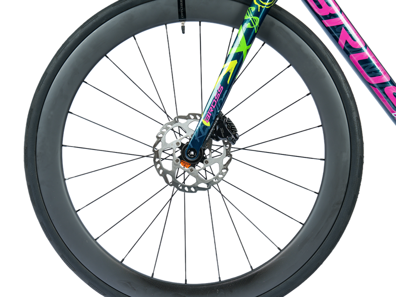 Load image into Gallery viewer, Bross Vagabond 5 plus 105 R7120 Carbon Endurance Road Bike with Carbon Wheels
