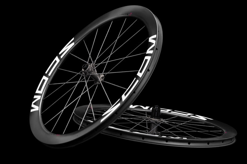 Load image into Gallery viewer, SCOM Ultra Road Carbon Wheels  Disc Brake
