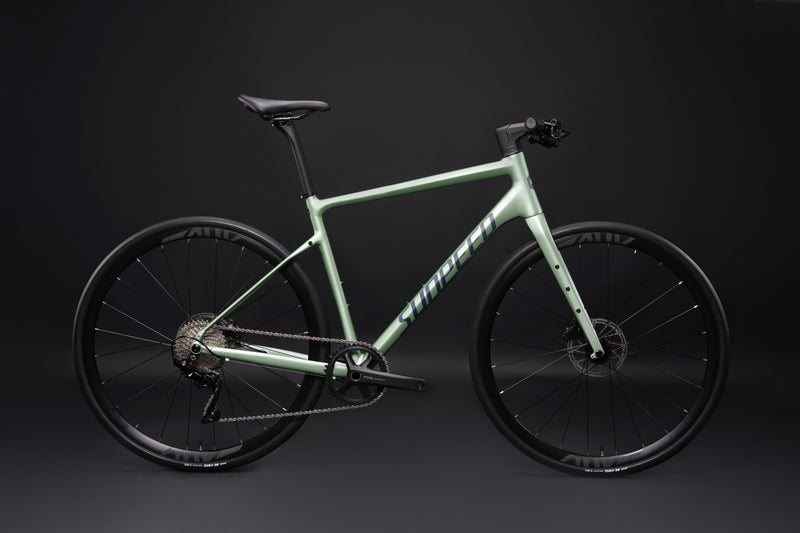 Load image into Gallery viewer, Sunpeed Kepler Pro Hybrid Bike
