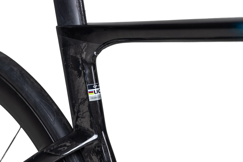 Load image into Gallery viewer, Quick Pro ER:ONE Aero Carbon Road Bike Ultegra Di2
