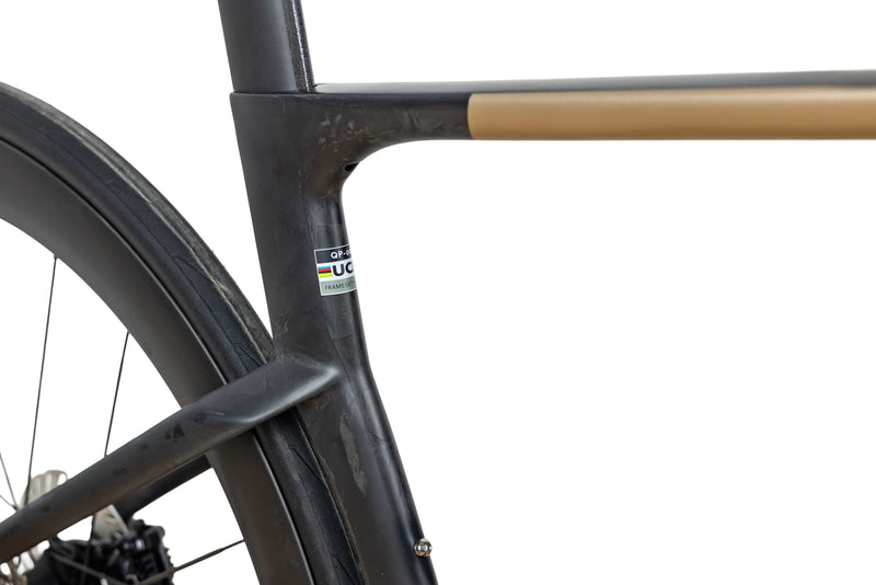 Load image into Gallery viewer, Quick Pro ER:ONE Aero Carbon Road Bike Ultegra Di2
