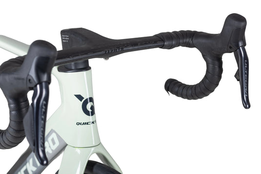 Quick Pro ER:ONE Aero Carbon Road Bike Ultegra Di2