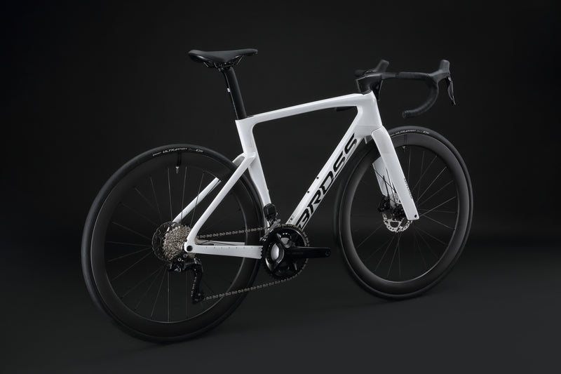 Load image into Gallery viewer, Bross Vagabond Aero 6i 105 Di2 R7170 Carbon Road Bike with Carbon Wheels
