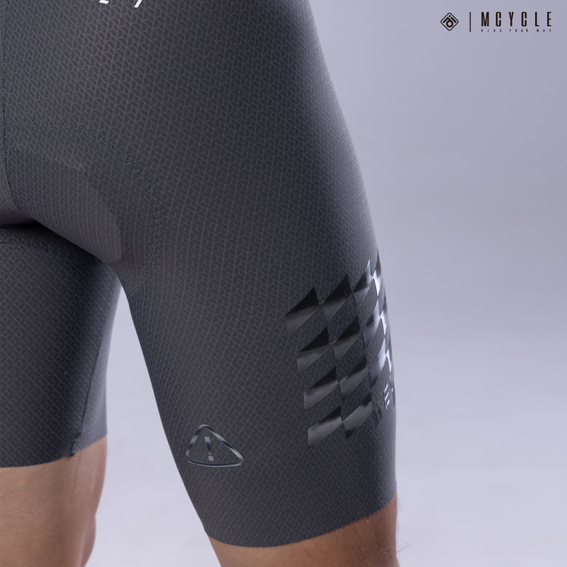 Load image into Gallery viewer, Mcycle Men's Cycling Bib Shorts with Elastic Interface Pads MK100
