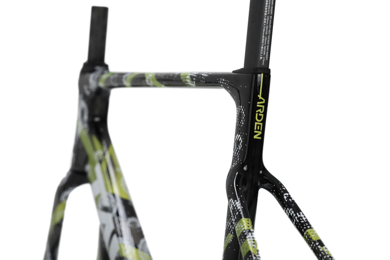 Load image into Gallery viewer, TAVELO Arden Race Carbon Road Bike Frameset
