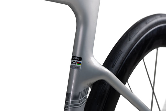 Evolve Cima Carbon Road Bike Ultegra Di2 R8170 with Carbon Spoke Wheelset