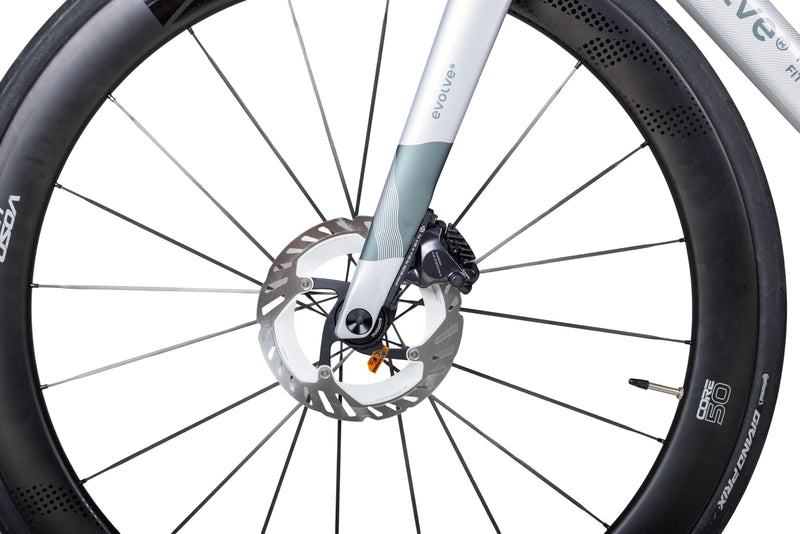 Load image into Gallery viewer, Evolve Cima Carbon Road Bike Ultegra Di2 R8170 with Carbon Spoke Wheelset
