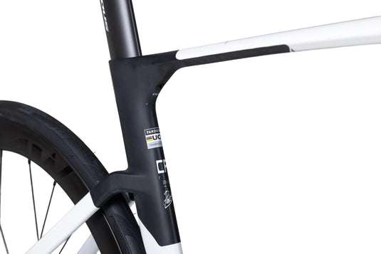 Pardus Spark Sport 105 Di2 12 Speed Carbon Road Bike with Carbon Wheelset