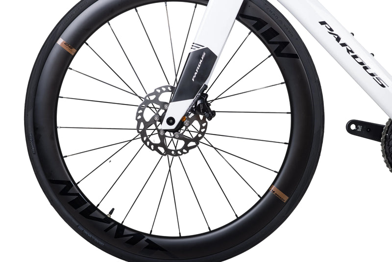 Load image into Gallery viewer, Pardus Spark Sport 105 Di2 12 Speed Carbon Road Bike with Carbon Wheelset
