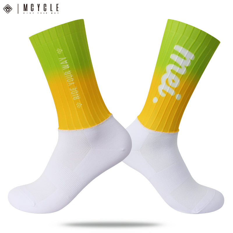 Load image into Gallery viewer, Mcycle Multiple Colors Patchwork Aero Cycling Socks MP048
