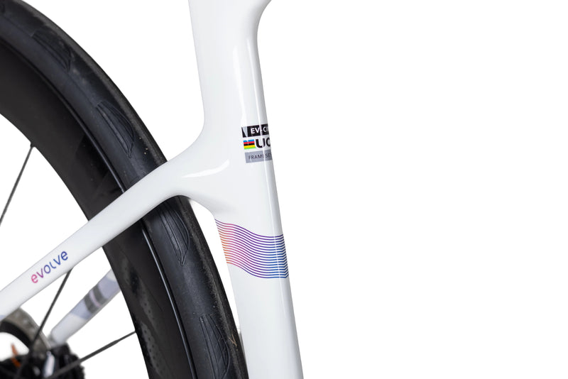 Load image into Gallery viewer, Evolve Cima Carbon Road Bike Ultegra Di2 R8170 with Carbon Spoke Wheelset
