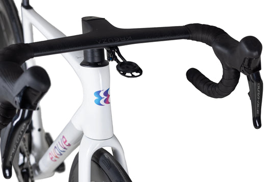 Evolve Cima Carbon Road Bike Ultegra Di2 R8170 with Carbon Spoke Wheelset