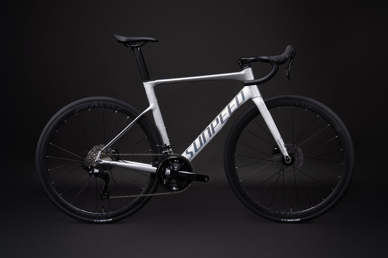 Load and play video in Gallery viewer, Sunpeed Galaxy 105 R7120 Road Bike 12 speed
