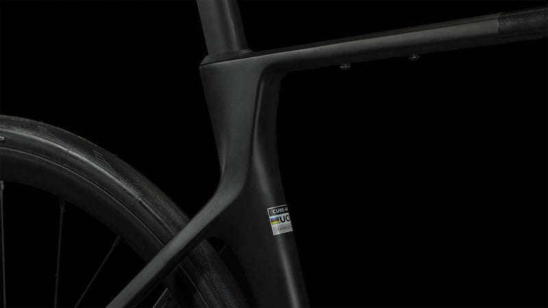 Load image into Gallery viewer, CUBE AGREE C:62 Race Ultegra Di2 Carbon´n´black 778200 with Carbon Wheelset
