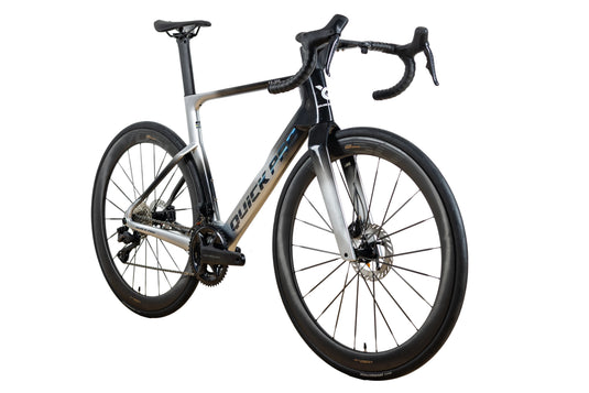 Quick Pro ER:ONE Aero Carbon Road Bike Ultegra Di2